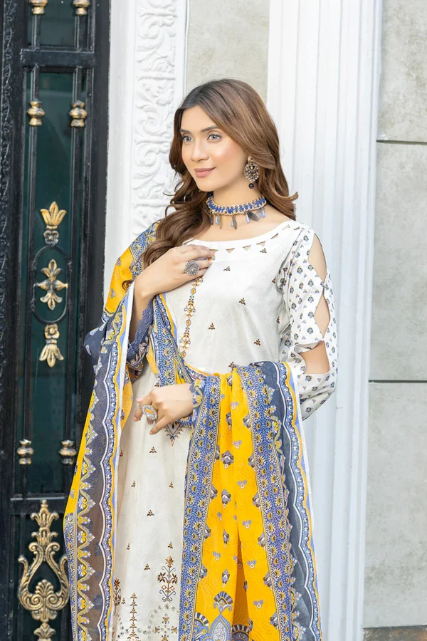 Chickenkari Embroidered Lawn - Image 3